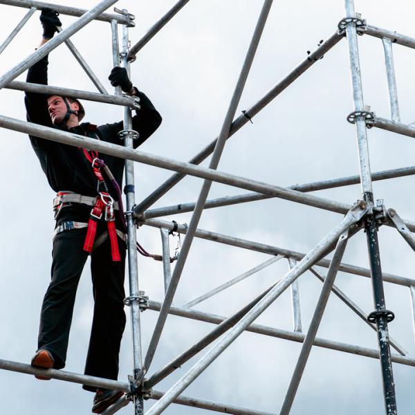 Torres de entrenamiento para trabajo seguro en alturas